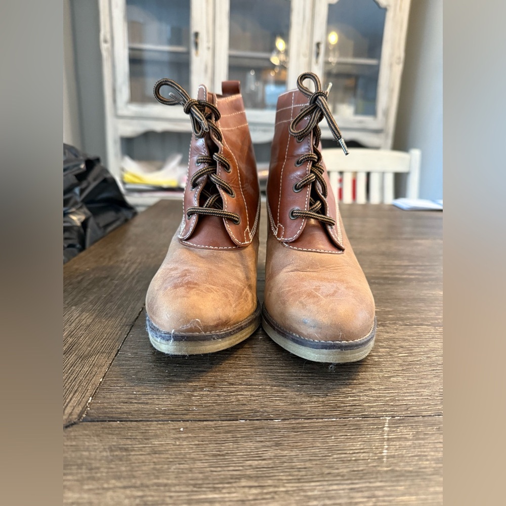 Johnson & Murphy ankle boots